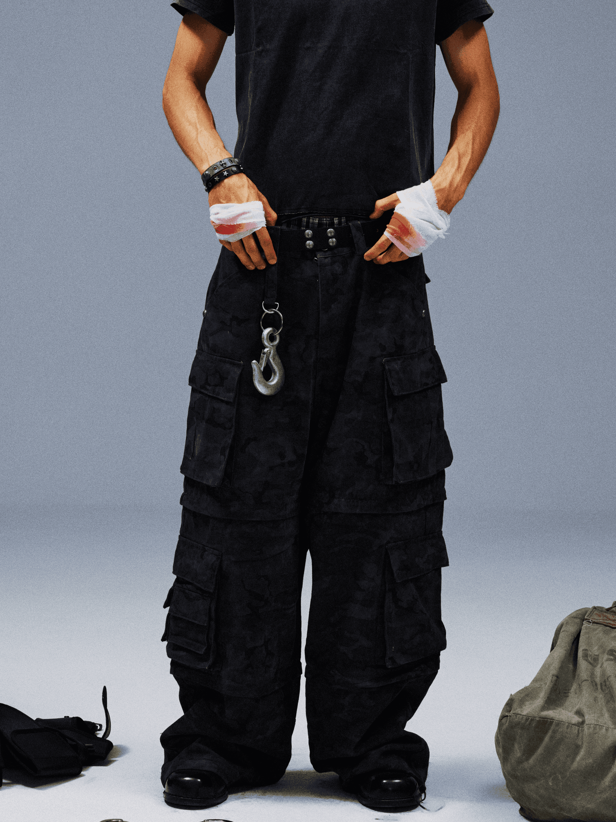Detachable Camo Cargo Pants - TecNineGroup