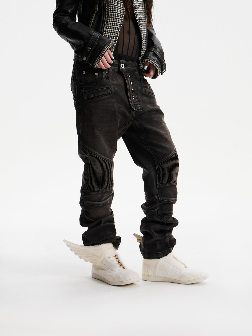 NINE-STAR PLEATED JEANS
