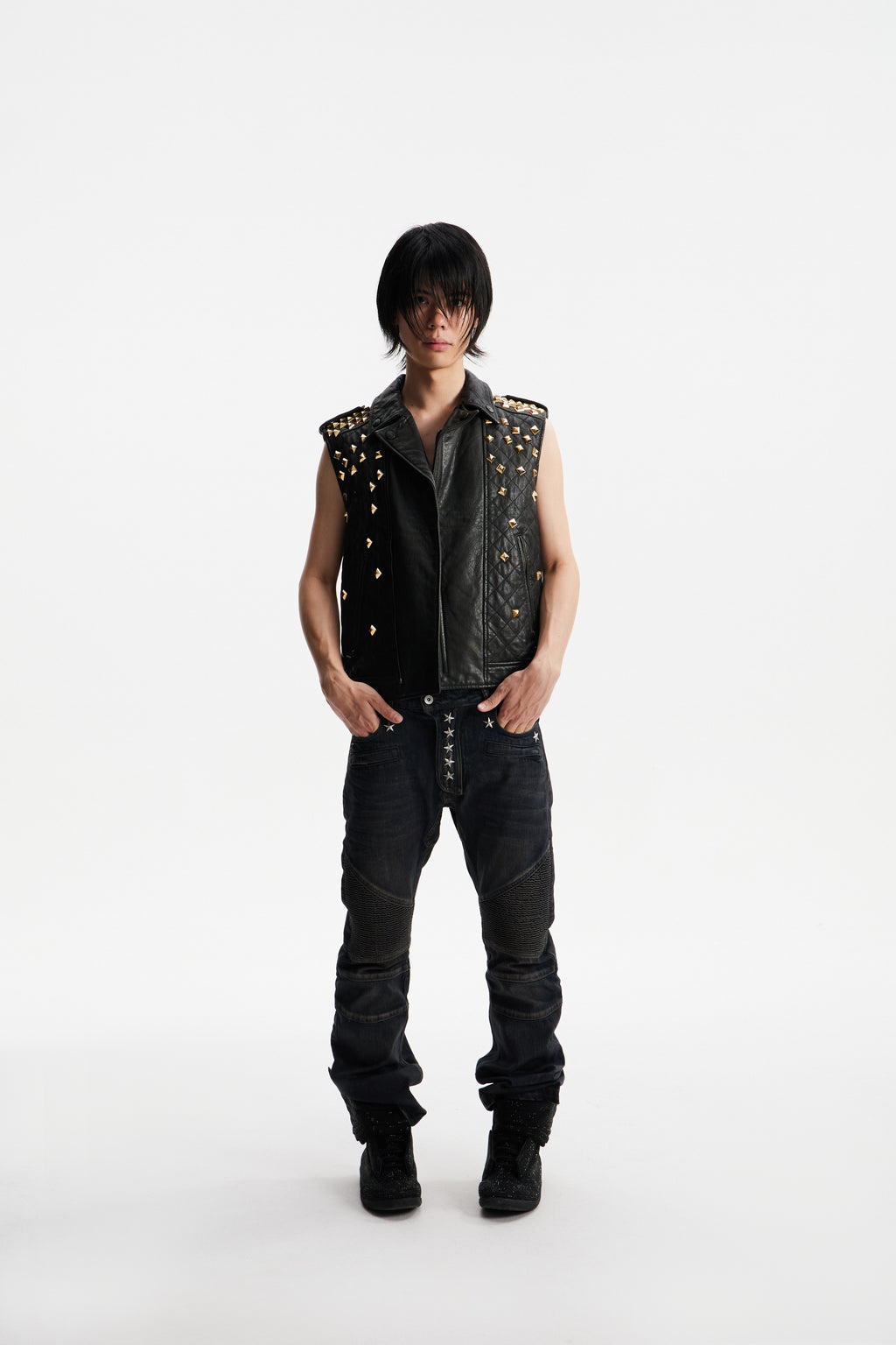 NINE-STAR PLEATED JEANS