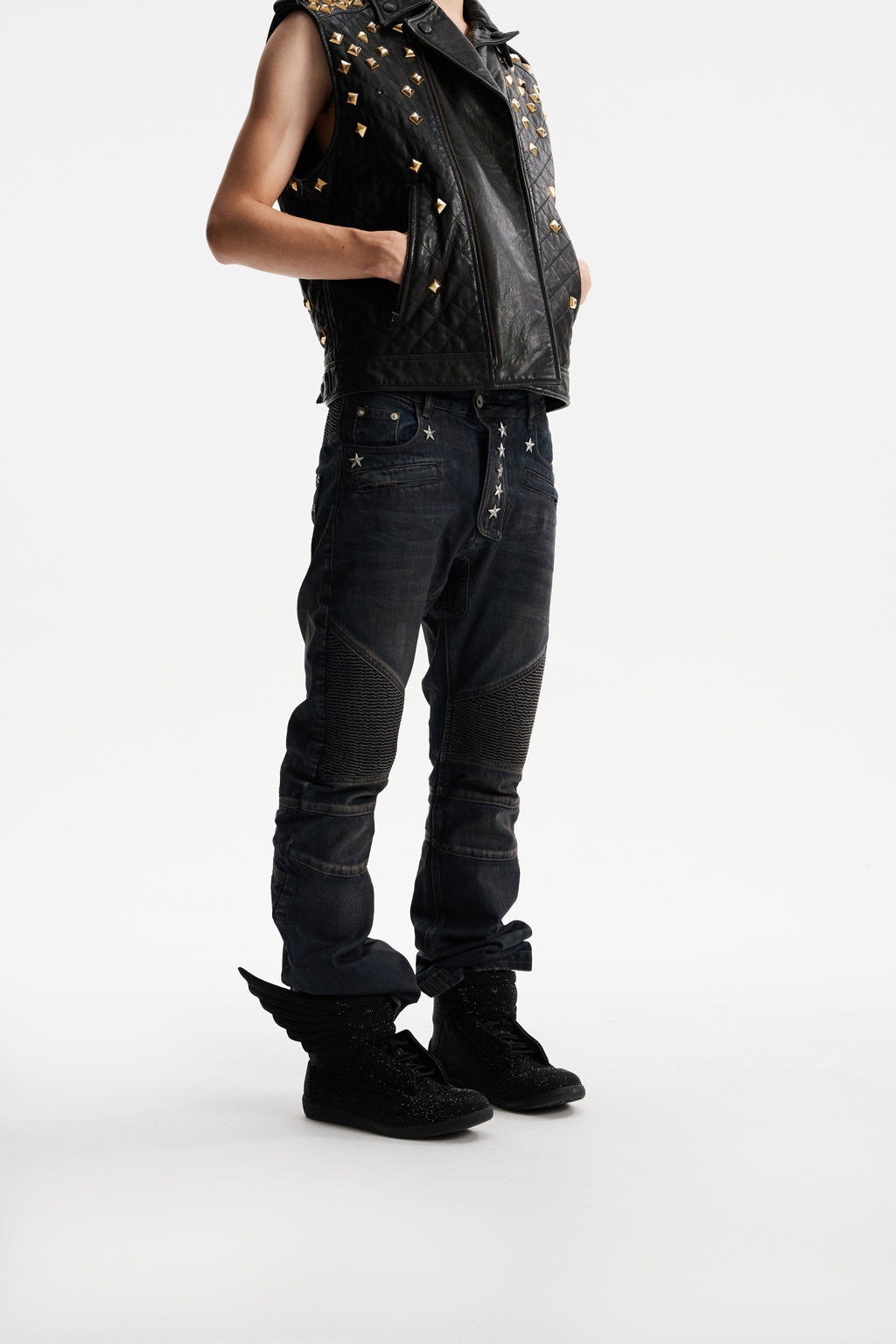 NINE-STAR PLEATED JEANS