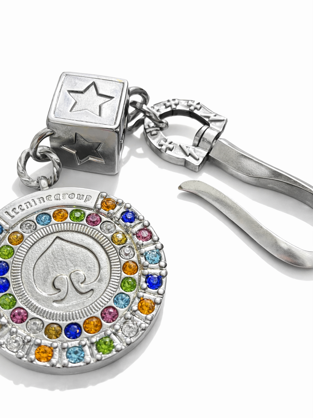 COLORED DIAMOND POKER CHIP DICE KEYCHAIN