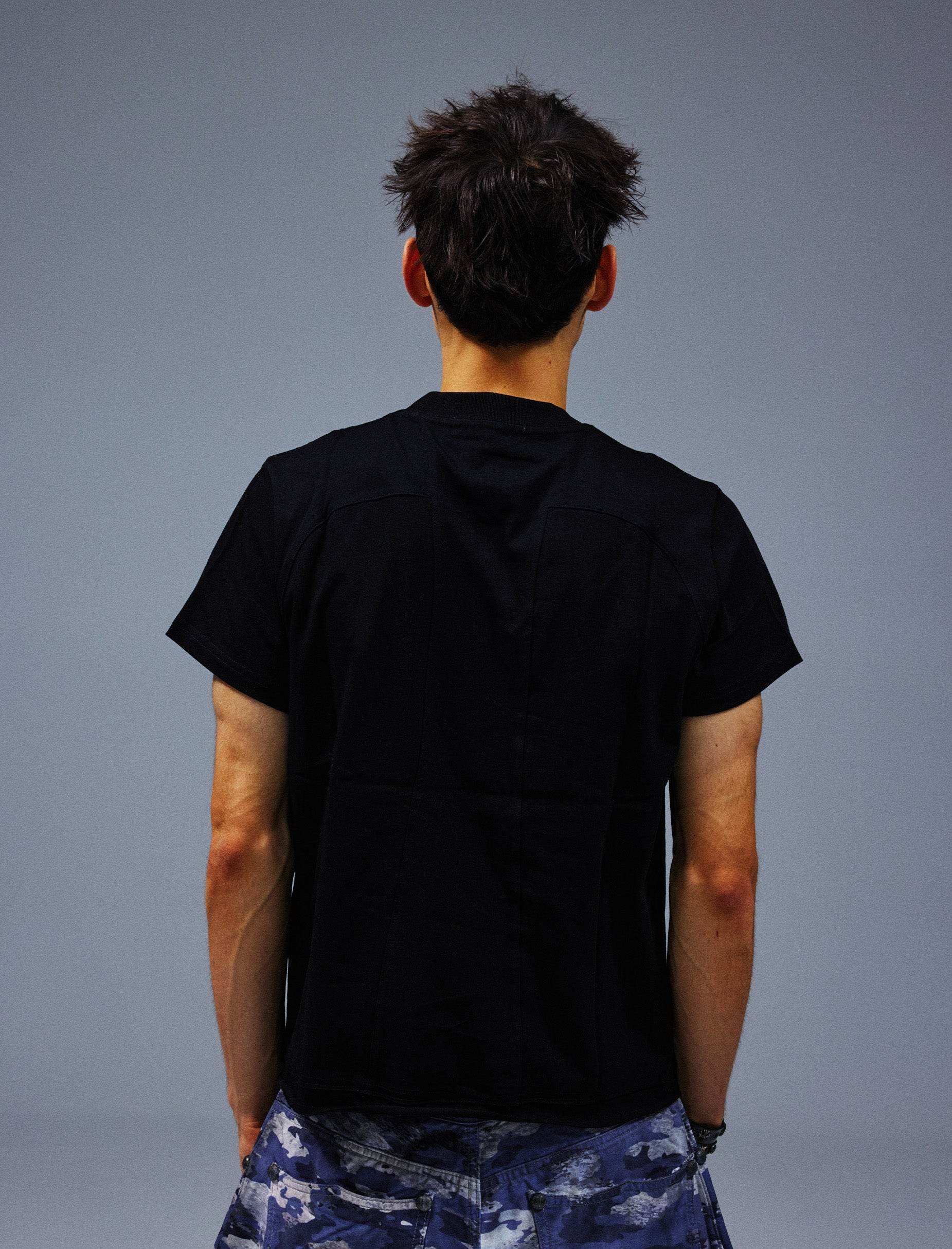 Black Tee - TecNineGroup