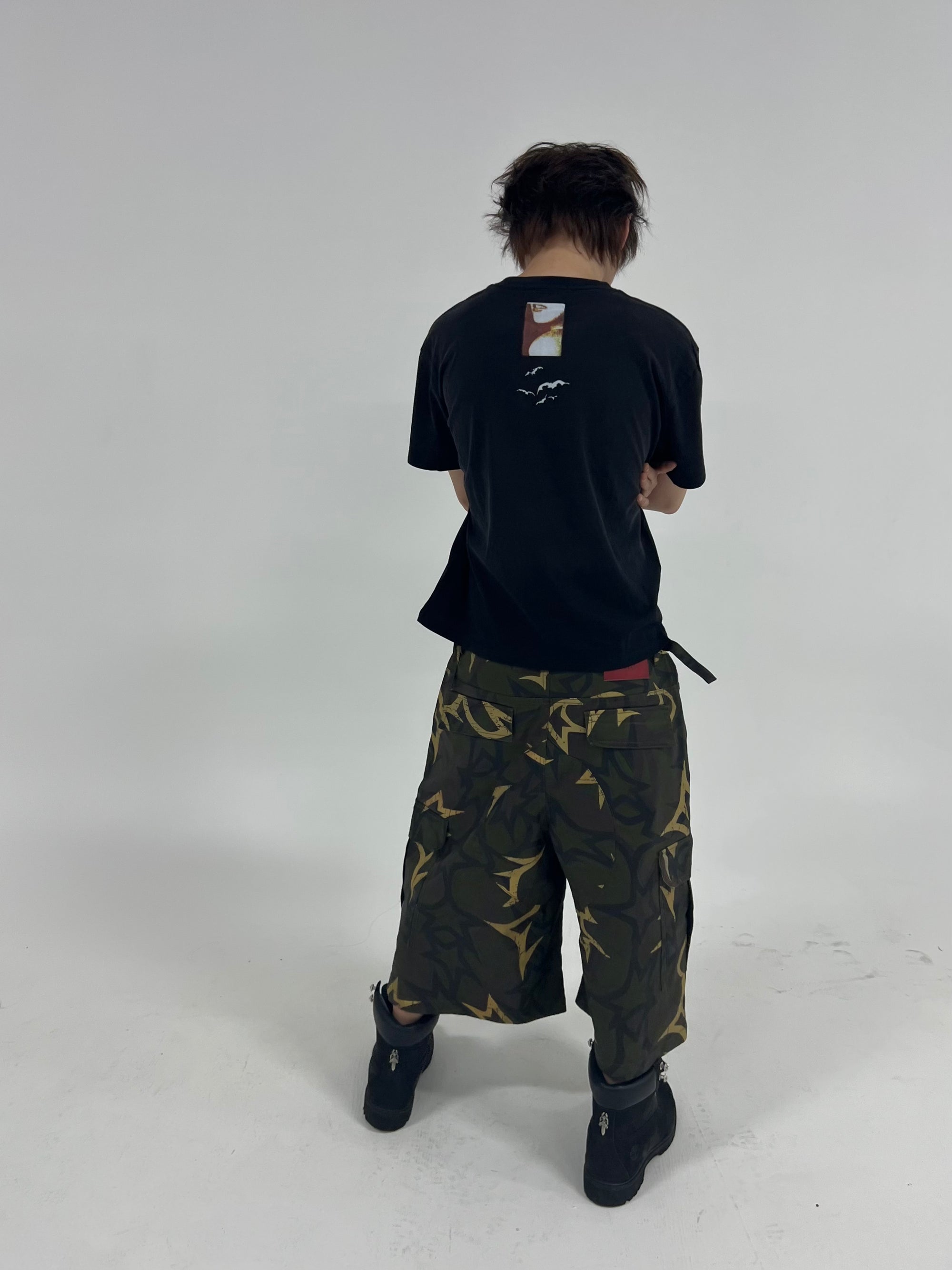 THORN STAR CROPPED PANTS