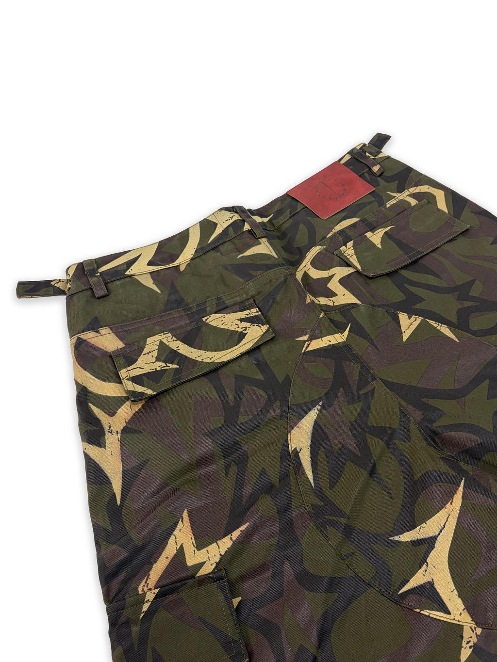 THORN STAR CROPPED PANTS