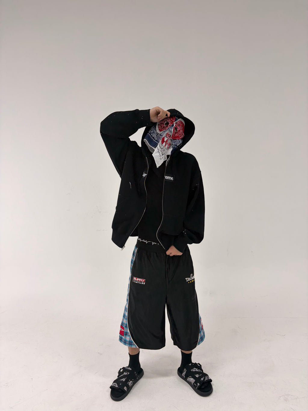 CONTRAST COLOR PANELED SPORTS PANTS