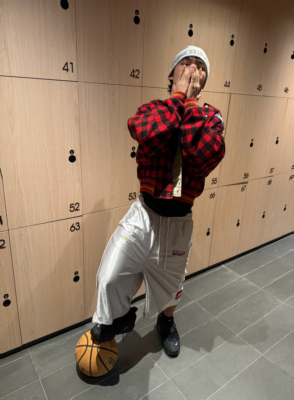 CONTRAST COLOR PANELED SPORTS PANTS