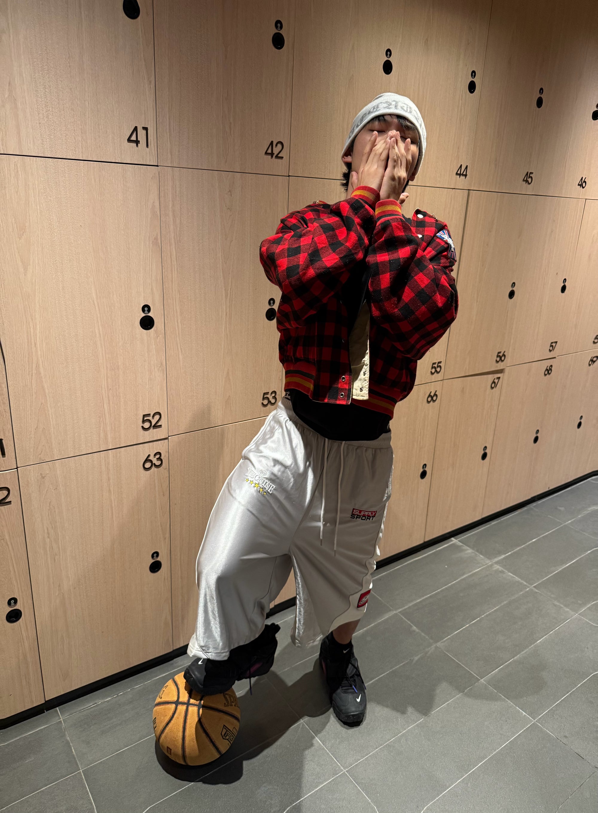 CONTRAST COLOR PANELED SPORTS PANTS
