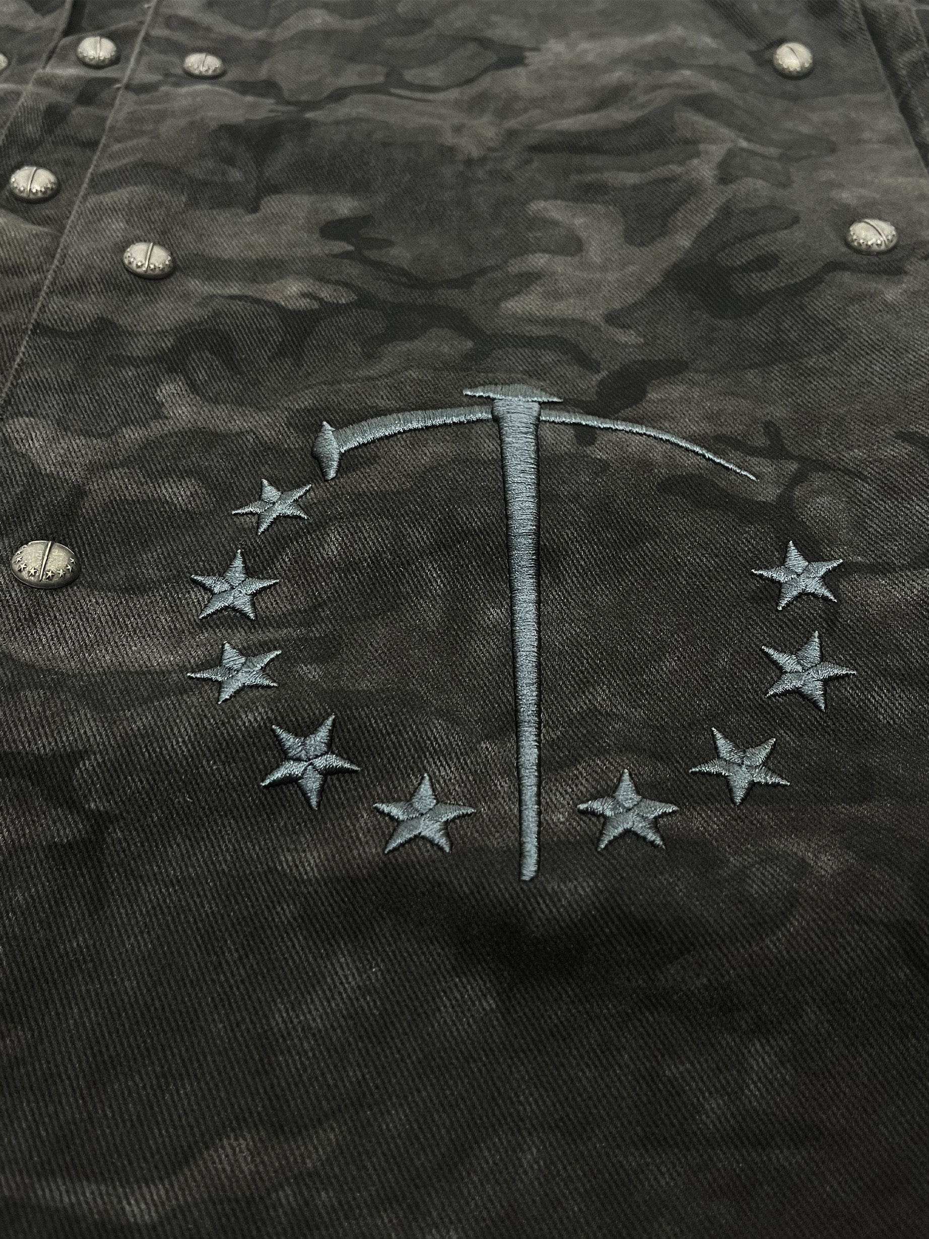 Camo Rivet Shirt Jacket - TecNineGroup