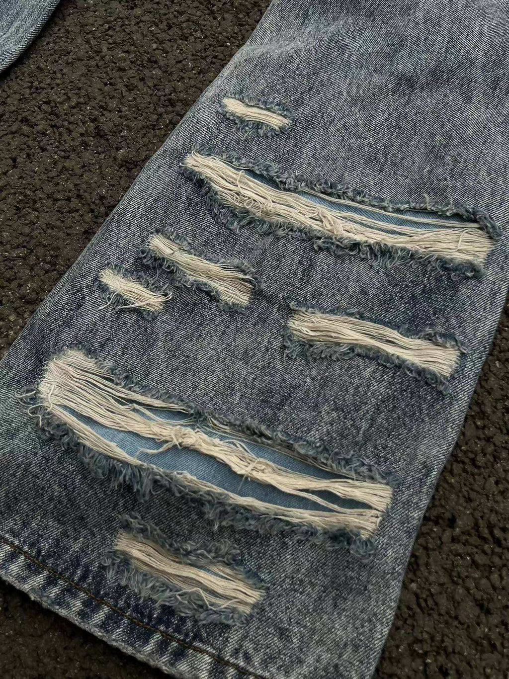Distressed Stacked Jeans - TecNineGroup