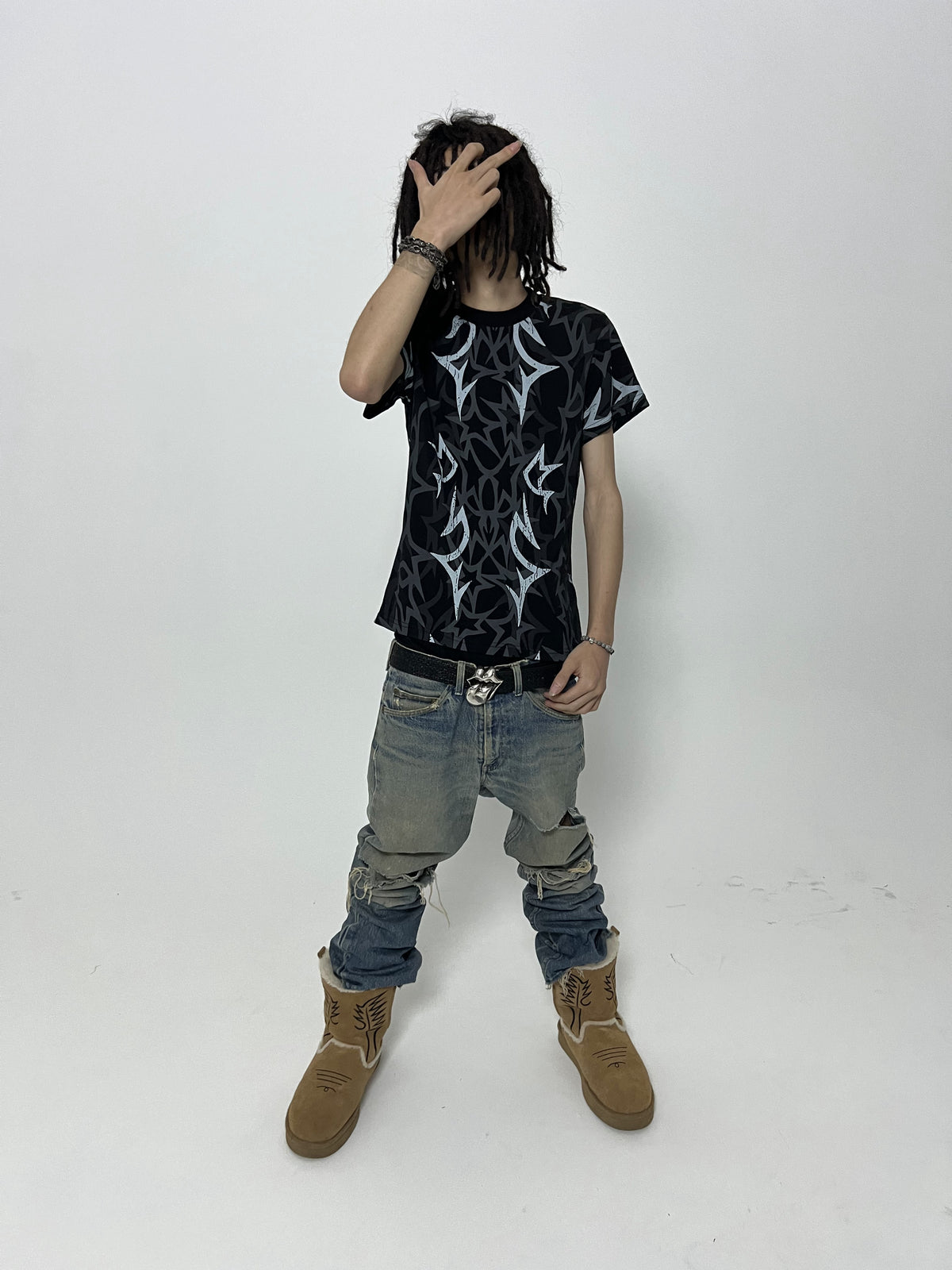 DESTROY WASH SLIM STRAIGHT JEANS