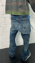 GRAFFITO STAFF NOTE WHISKER WASH JEANS